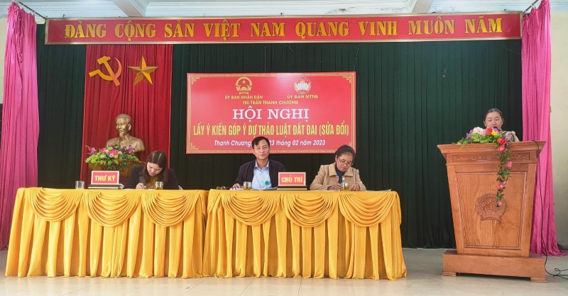 Các đồng chí Chủ trì Hội nghị